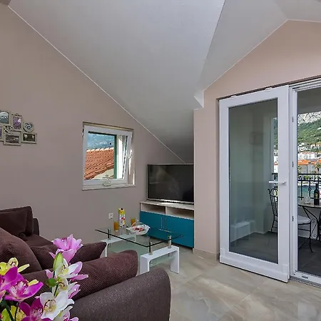 Apartments Beso Makarska Exterior foto